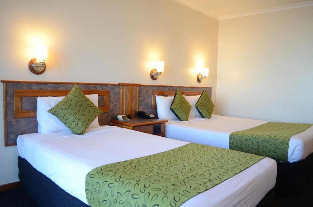קאירנס Acacia Court Hotel מראה חיצוני תמונה
