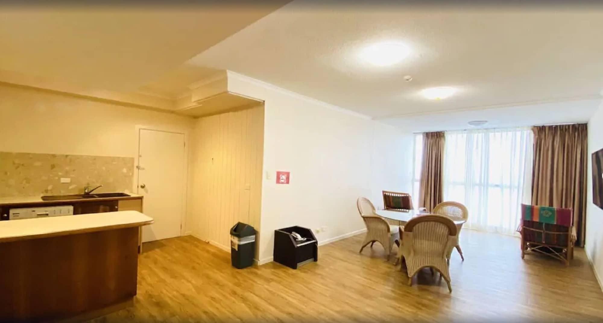 קאירנס Acacia Court Hotel מראה חיצוני תמונה