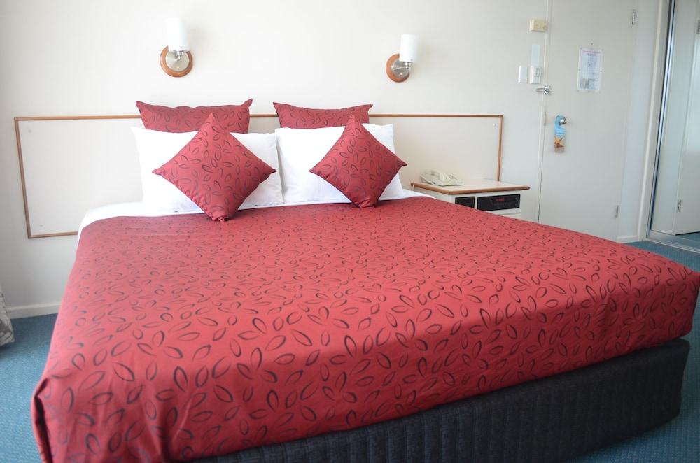 קאירנס Acacia Court Hotel מראה חיצוני תמונה