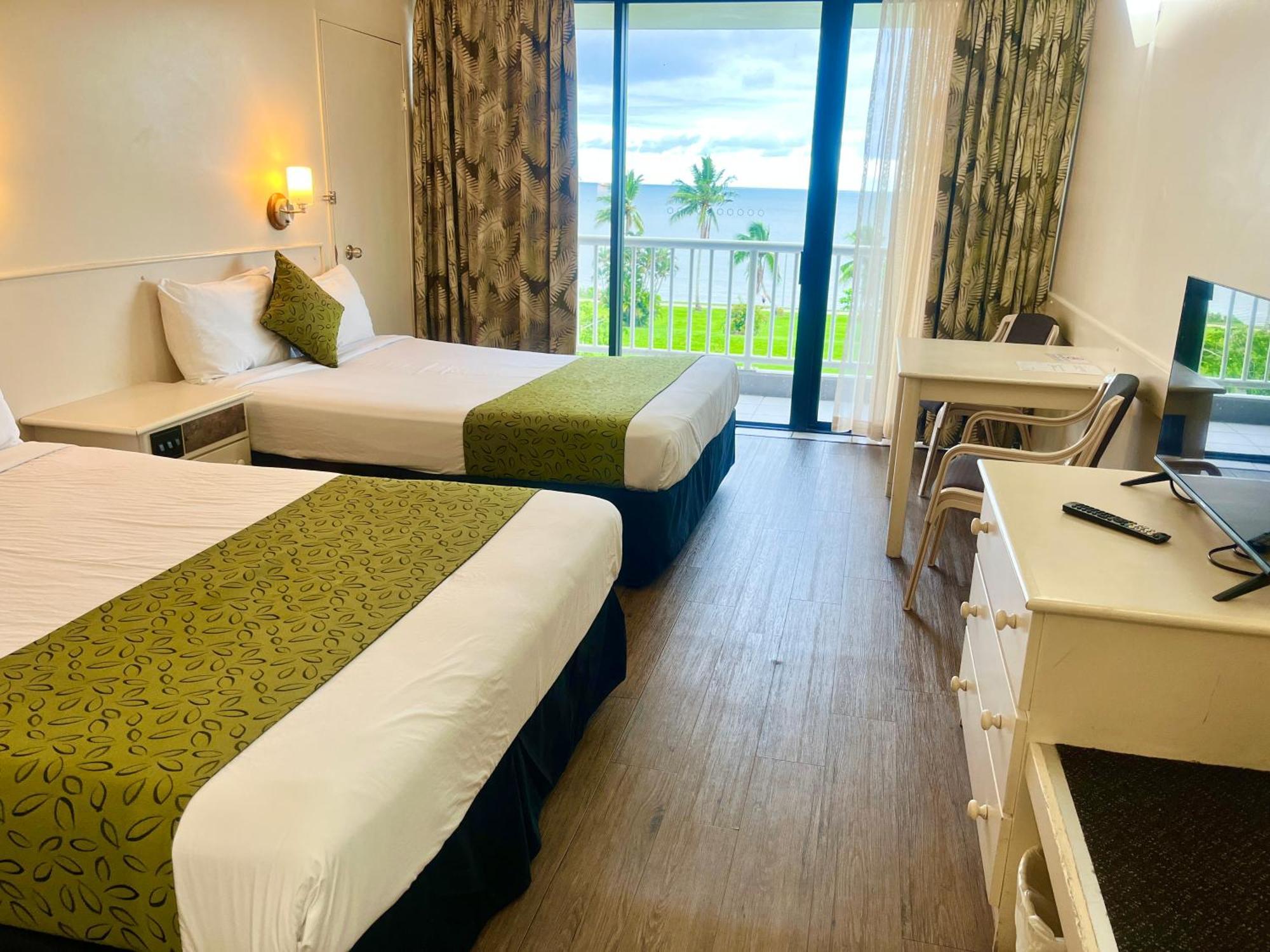 קאירנס Acacia Court Hotel מראה חיצוני תמונה