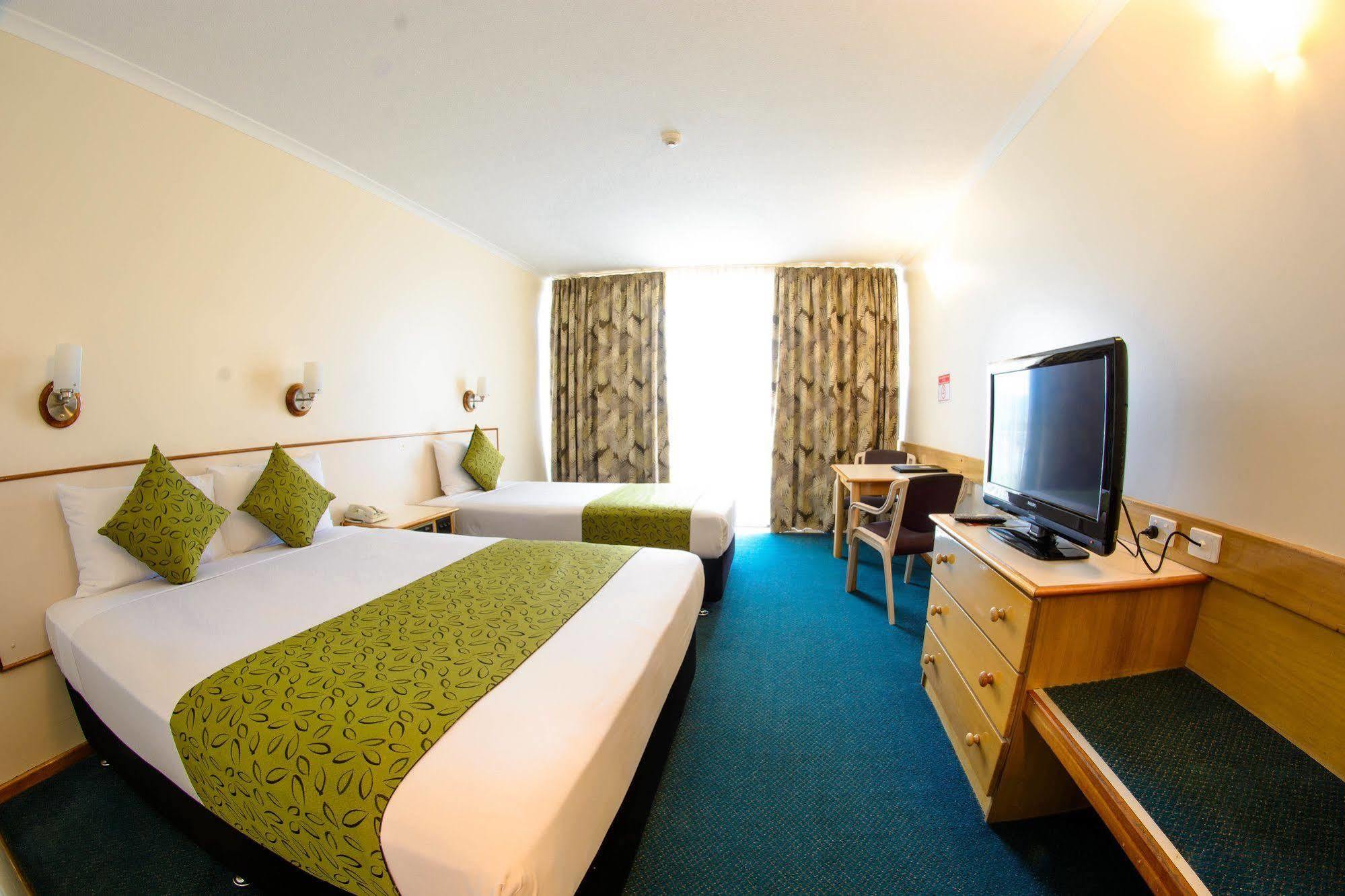 קאירנס Acacia Court Hotel מראה חיצוני תמונה