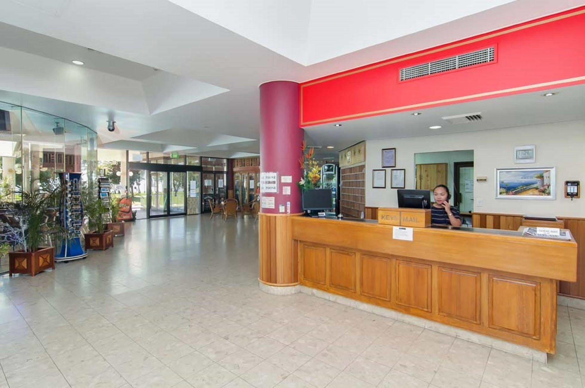 קאירנס Acacia Court Hotel מראה חיצוני תמונה